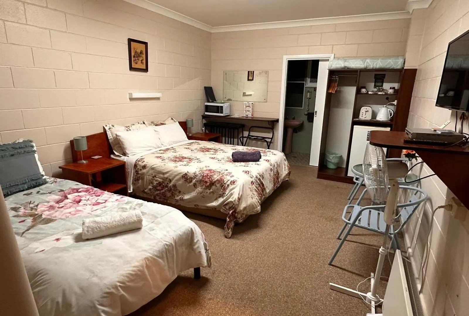 Alpine Country Motel Plus Free Coffee Cooma