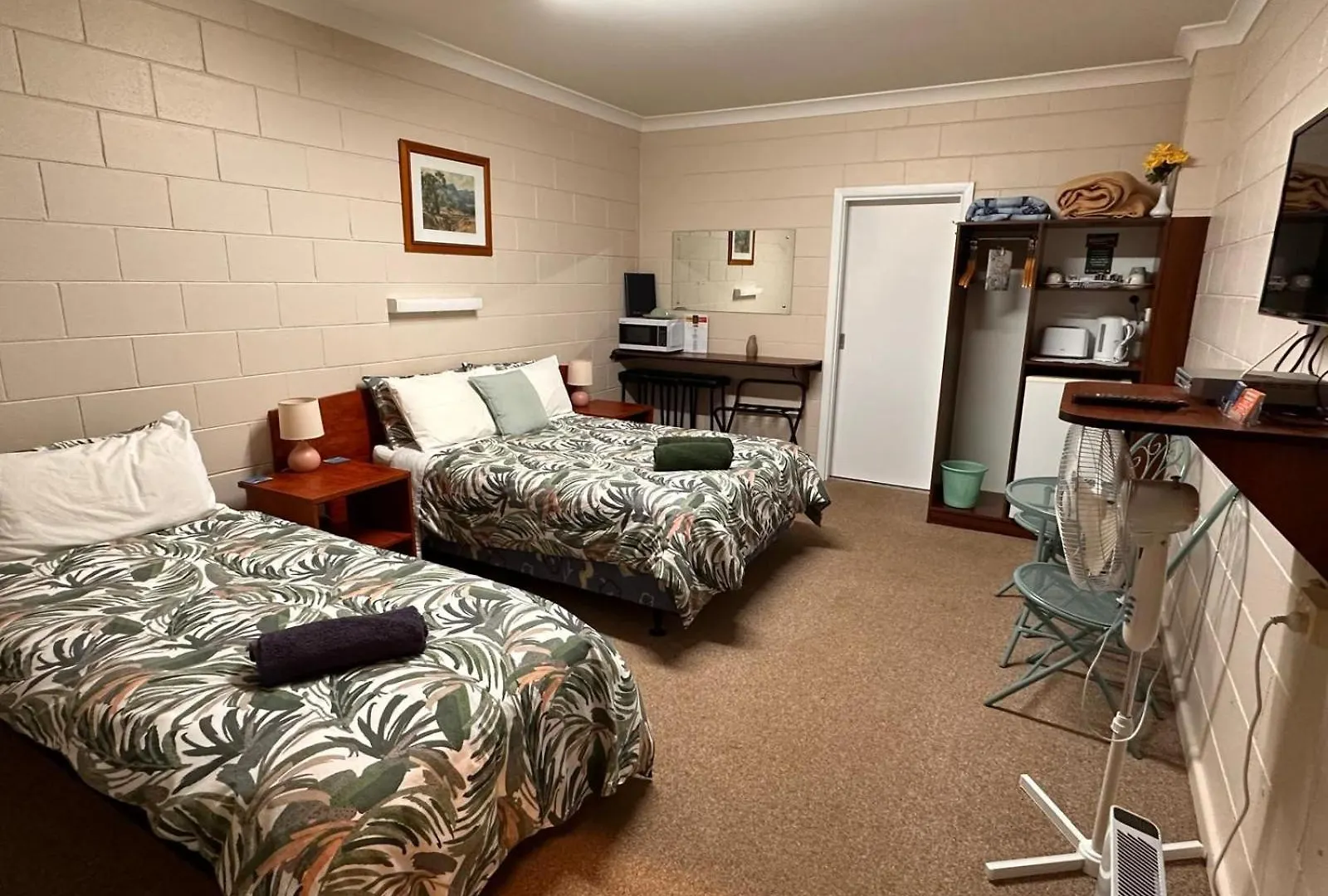Alpine Country Motel Plus Free Coffee Cooma