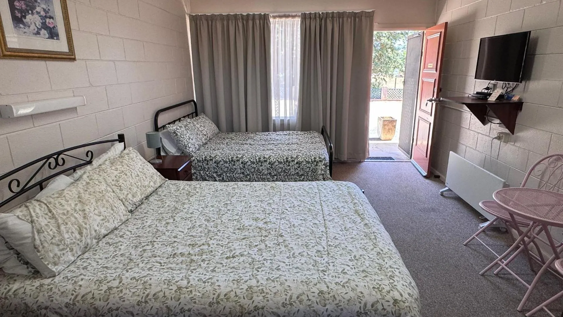 Alpine Country Motel Plus Free Coffee Cooma 3*,